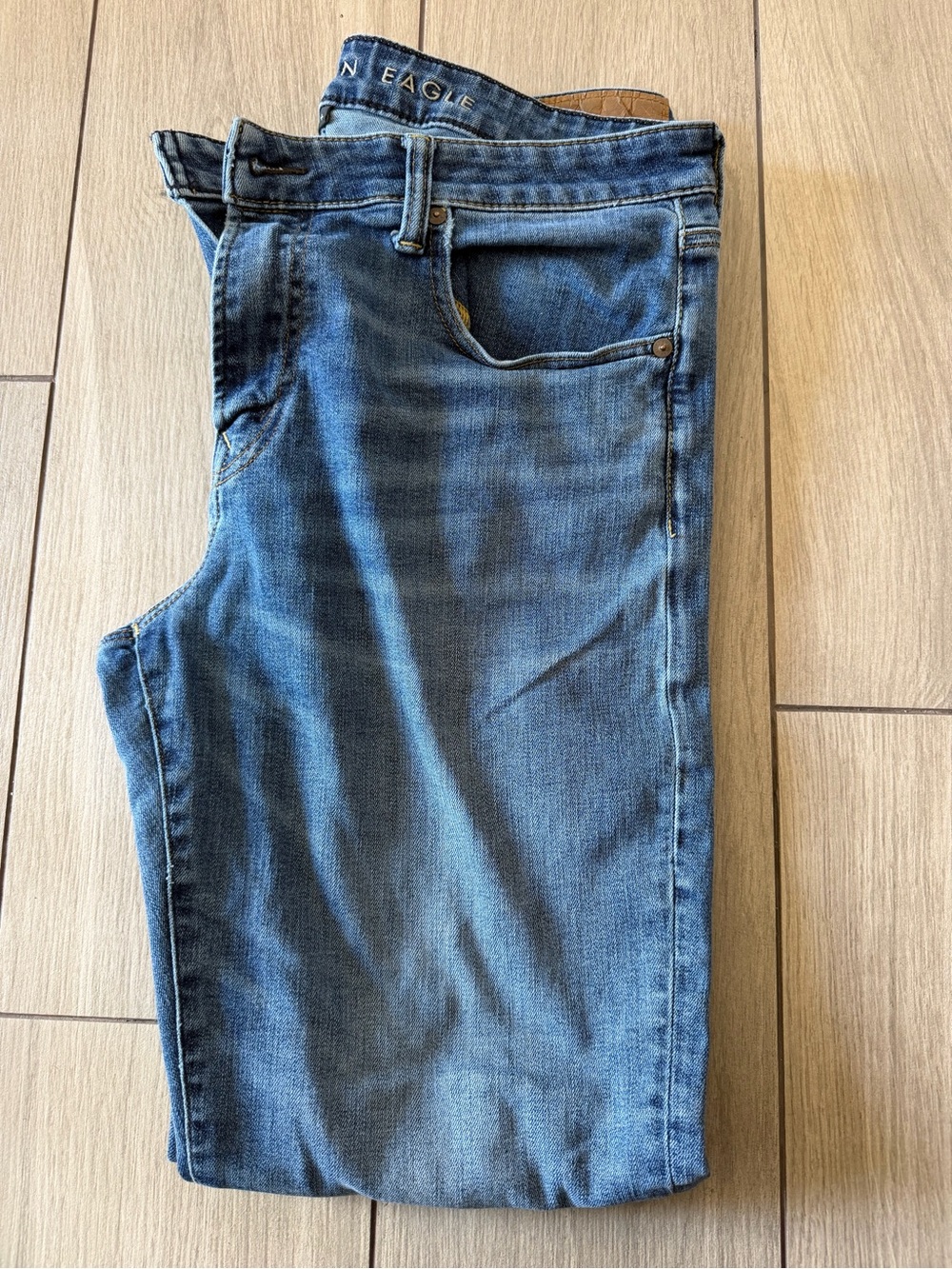American Eagle Outfitters Men’s Light Blue Slim Straight Jeans